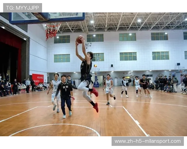 “青春竞技”青少年篮球表演赛在南京激烈角逐冠军,2020年青少年篮球比赛 “青春竞技”青少年篮球表演赛在南京激烈角逐冠军,2020年青少年篮球比赛